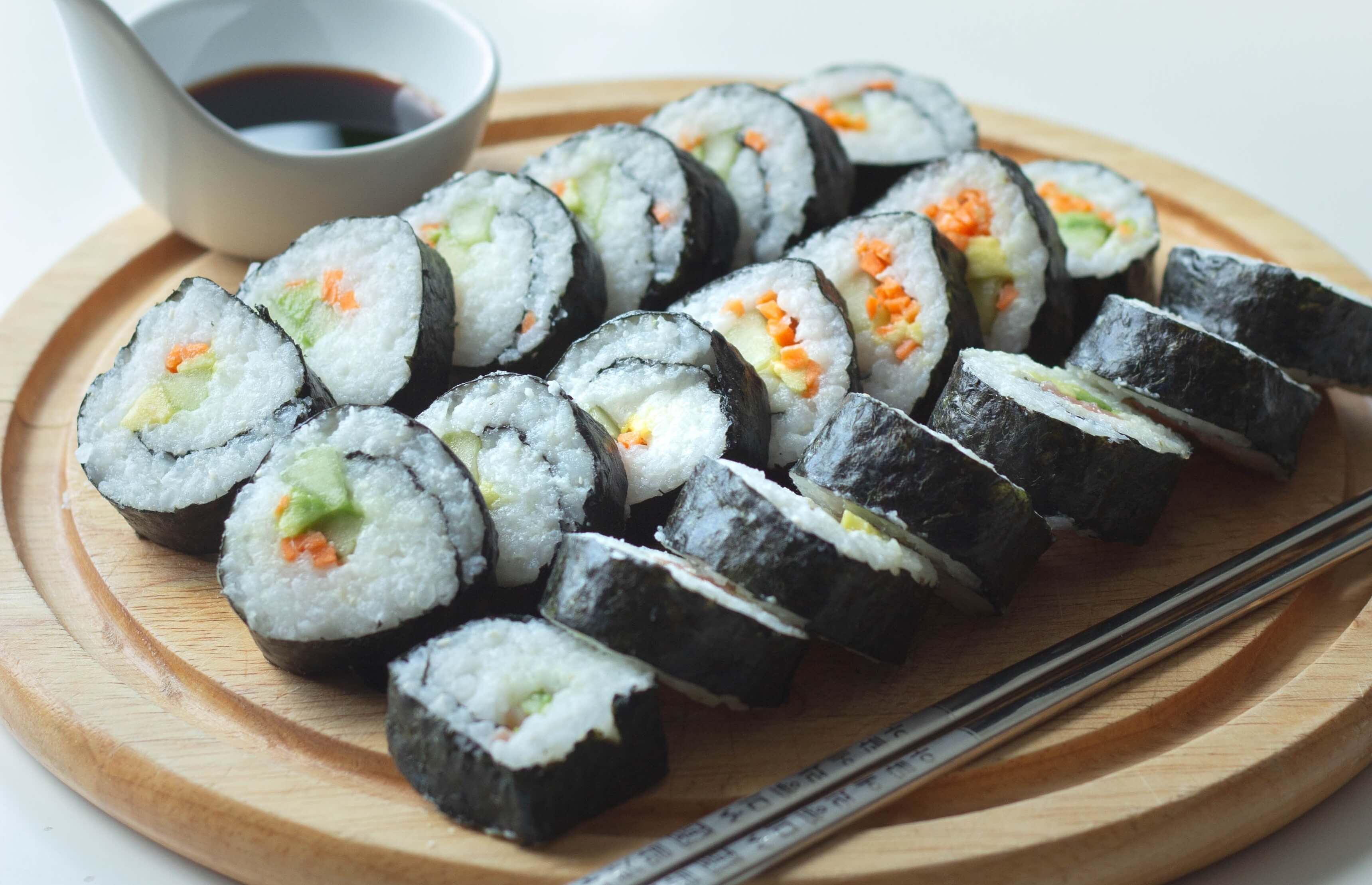 futo maki sushi